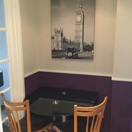 Constantine Court Homestay Shepton Mallet Eksteriør billede